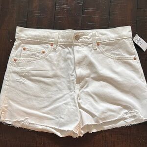 GAP white High Rise Stride Shorts NWT 4inch distressed 8/29